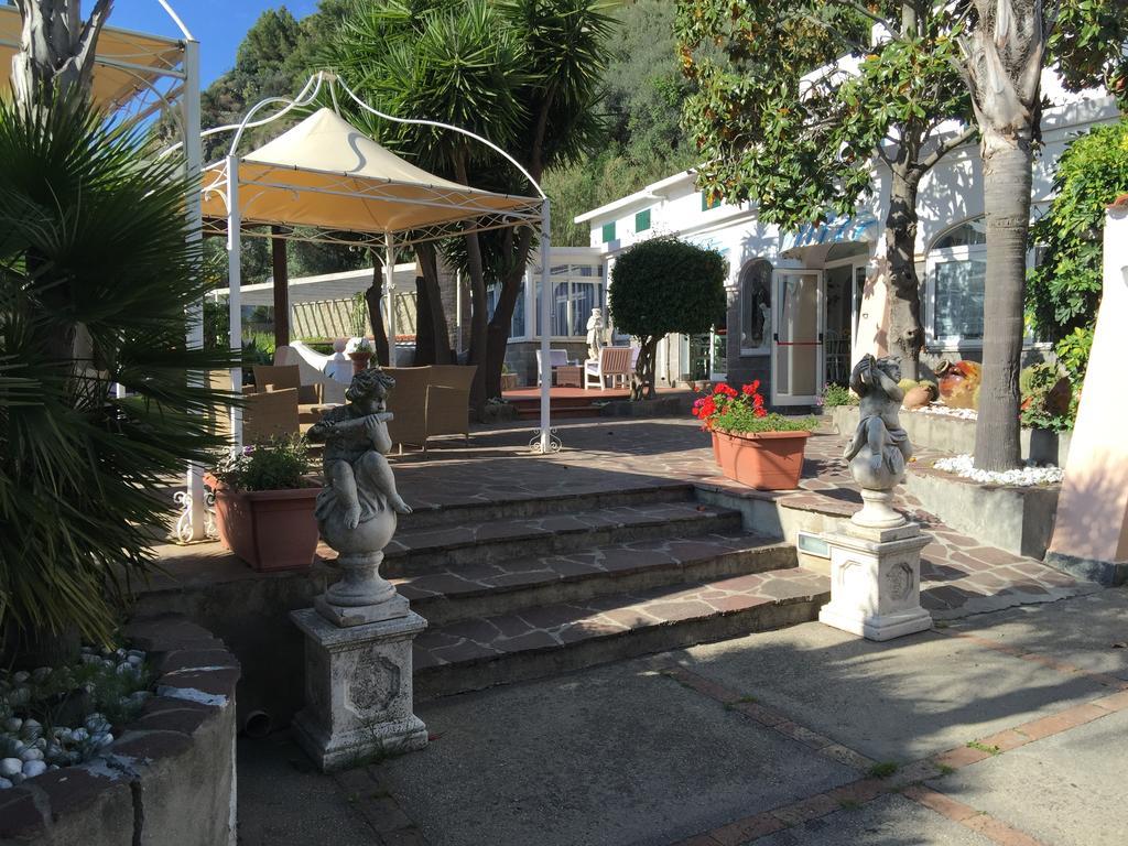 Hotel Villa Al Parco Forio  Exterior photo